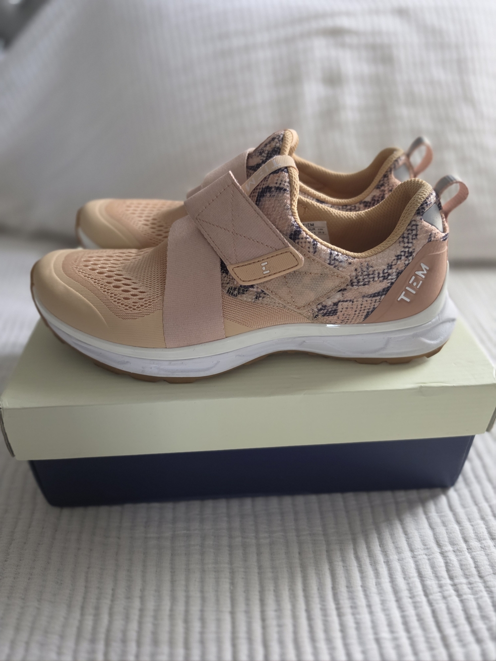 Tiem Cycling Shoes Sand Snake